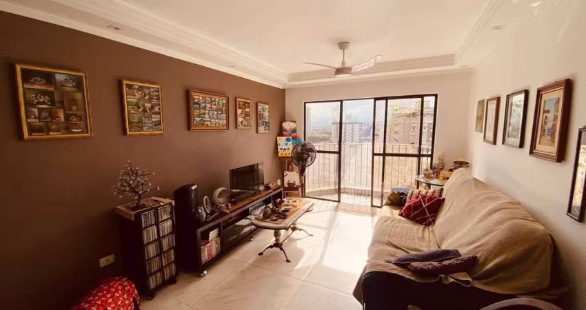 &lt;p&gt;Descubra o seu novo lar no coração de Embaré, Santos! Este amplo apartamento de 125 m² é a combinação perfeita de conforto e sofisticação. Com 3 dormitórios, incluindo uma suíte, e 3 banheiro