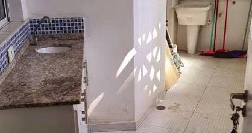APTO - 140m², 2 SUÍTES - PÉ NA AREIA E VISTA DESLUMBRANTE