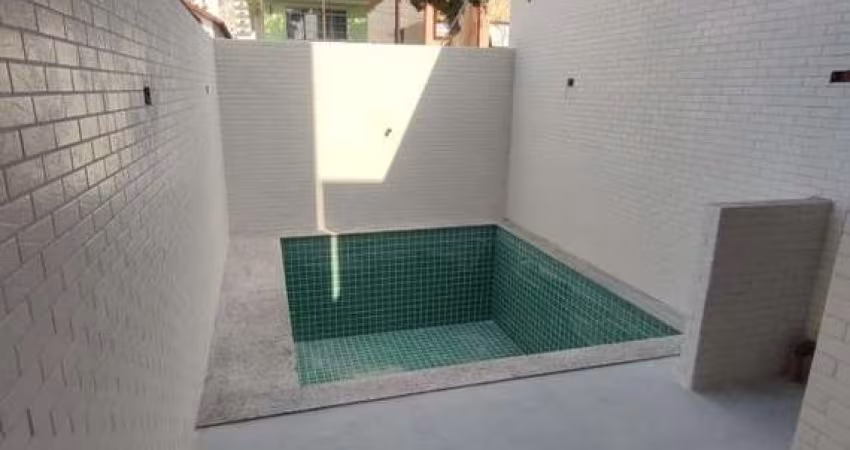 Casa de Vila em Campo Grande, Santos - 2 Suítes, 100m², R$ 855mil
