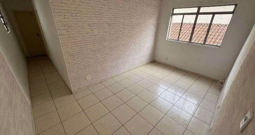 Venda de Apartamento em Santos: 60m², 2 Dormitórios por R$320k