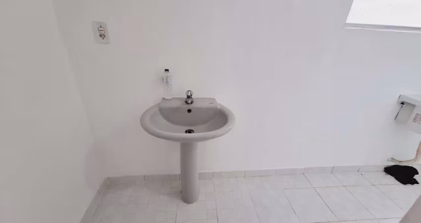 Venda e Locação: Apartamento 1 Dorm. em Gonzaga, Santos