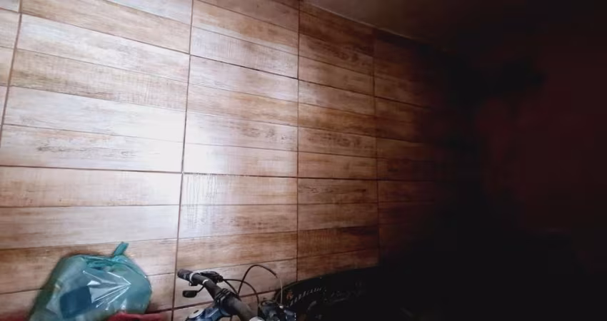 Casa à Venda em São Vicente: 3 Dorms, 102m² por R$350.000