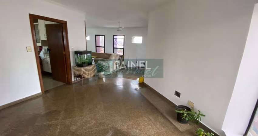 Excelente apartamento no Boqueirão com 372m² com 4 suítes e 6 banheiros por R$ 1.750.000.