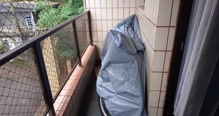 Flat em Itararé, São Vicente: Conforto e Praticidade à Beira-Mar