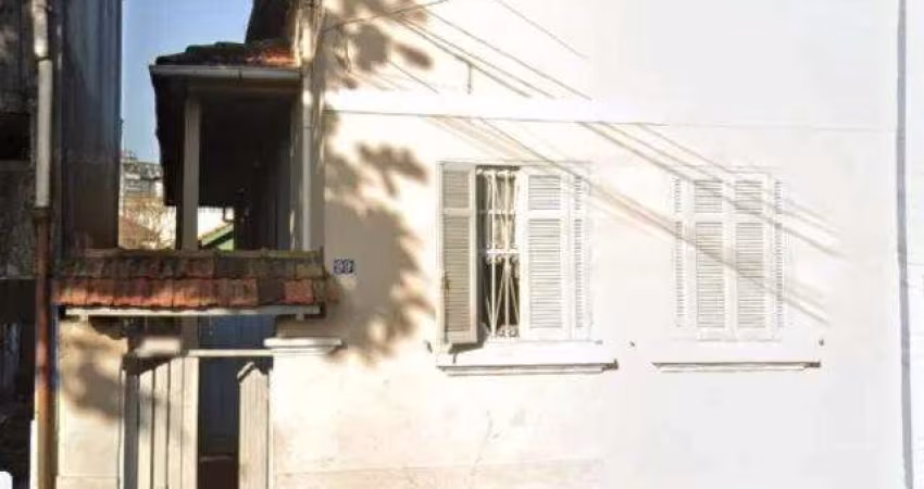 Terreno 350m² no Macuco com 2 casas em Santos