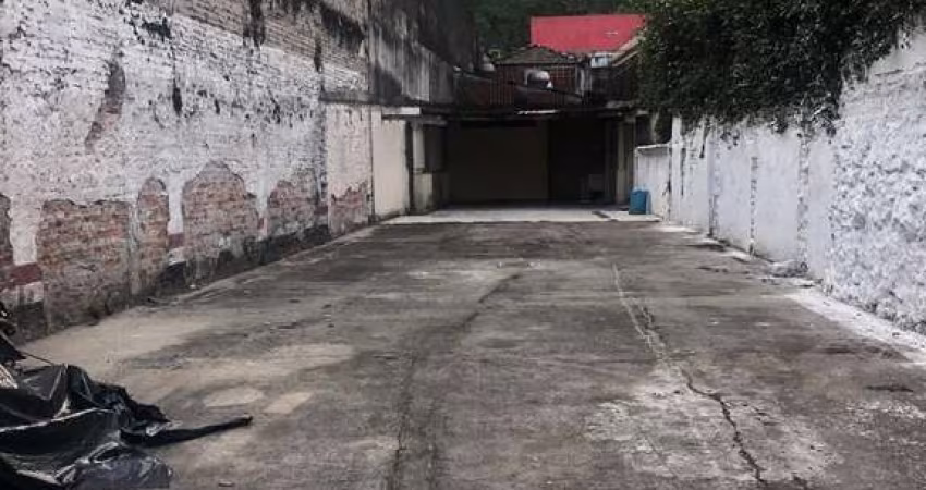 Casa Comercial à Venda no Centro de Santos por R$ 1.100.000