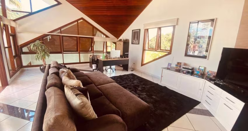 Casa de Condomínio no Jardim Acapulco - Guarujá, SP