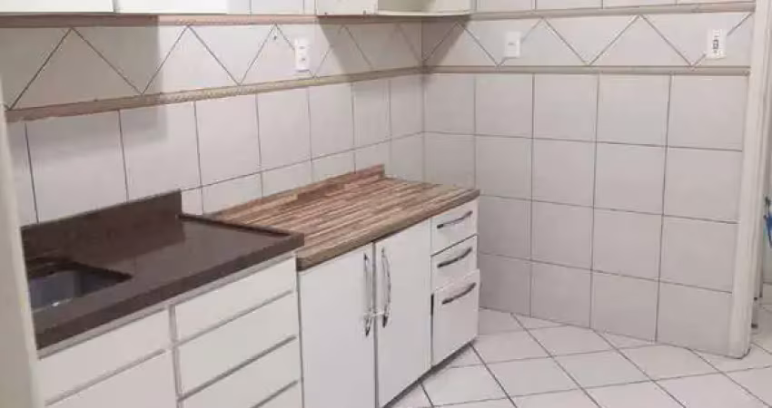 Descubra o seu novo lar no coração de Gonzaga, Santos! Este encantador apartamento de 68 m² é a combinação perfeita de conforto e praticidade, ideal para quem busca um espaço acolhedor e bem localizad