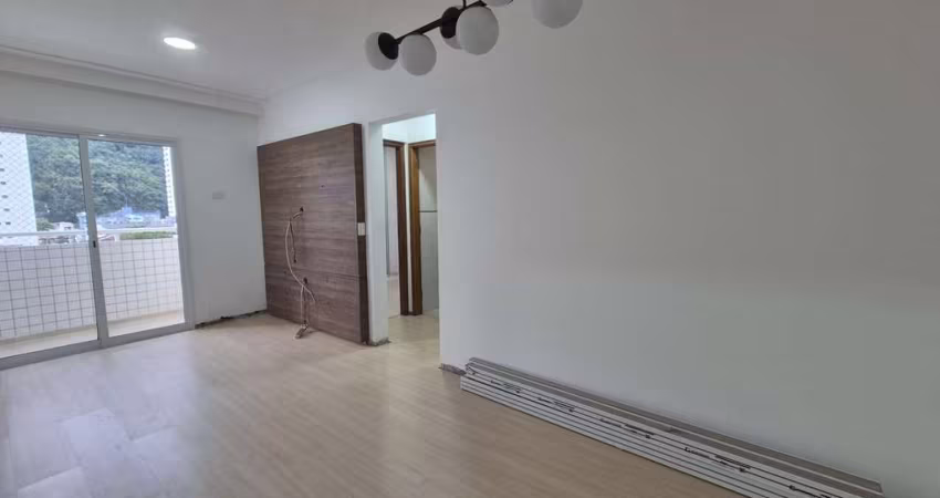 Apartamento em Marapé, Santos: 89m², 2 dormitórios, 1 suíte, 3 banheiros - Venda e Locação por R$ 498.000.