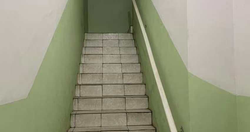 Aluguel de Loja/Sala em Santos: 80m², 2 Dormitórios, R$2000