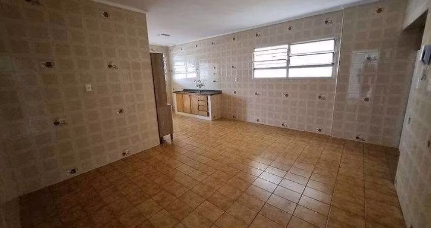 Locação - Apartamento no Embaré R$ 5.876,30
