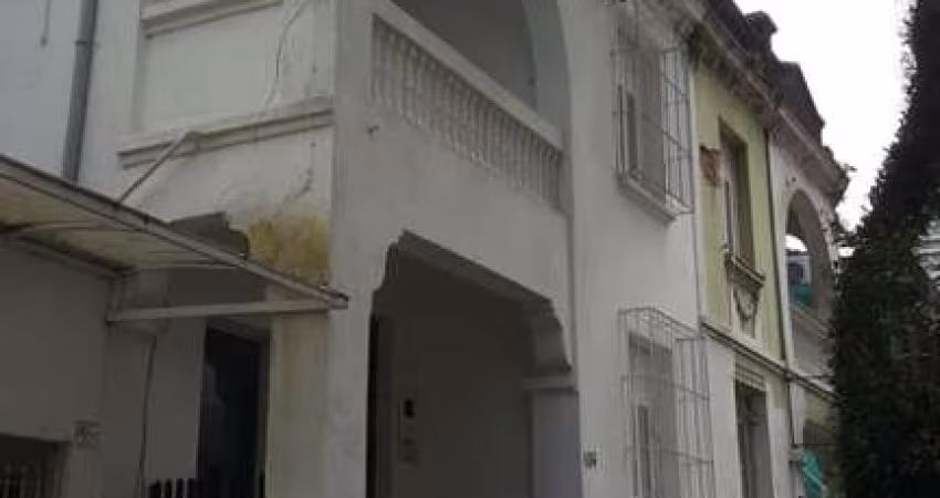 Casa em Gonzaga  -  Santos