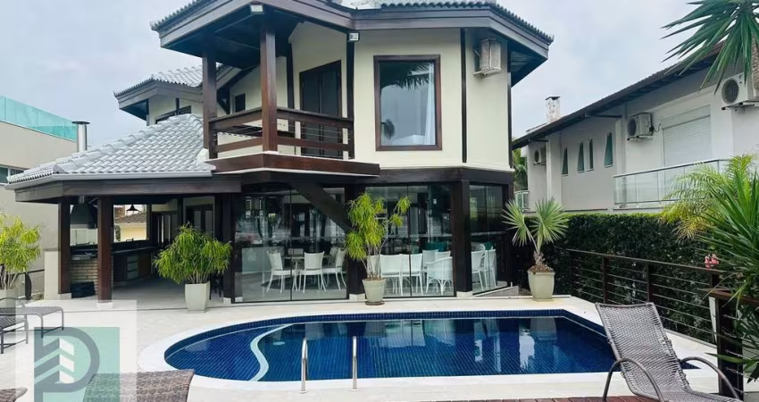 Casa de Condomínio em Hanga Roa - Bertioga, SP