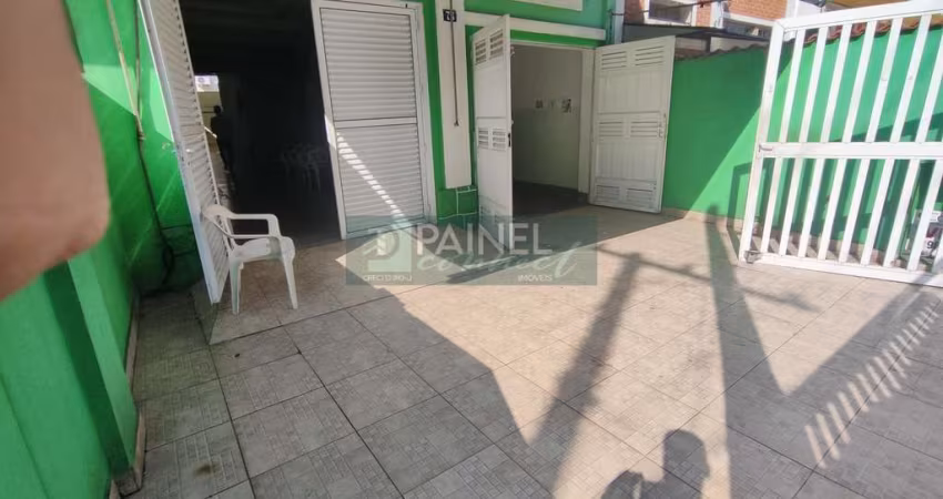 Casa Comercial à Venda em Vila Belmiro, Santos - 240m² por R$900k