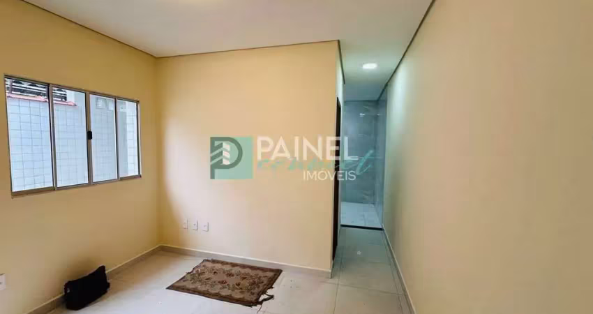 Agradável casa reformada de 1° linha com 1 dormitório para venda