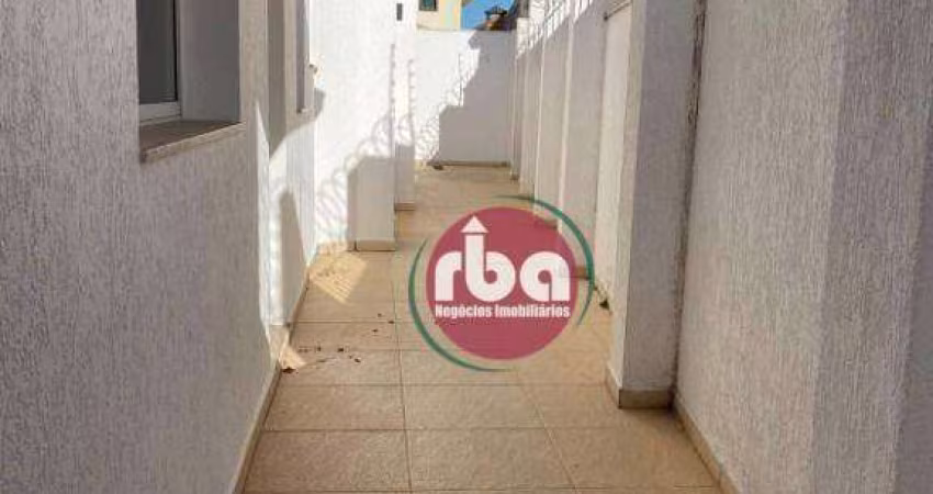 Casa com 415 m² - 4 suítes - Cond, Tivoli para Locação