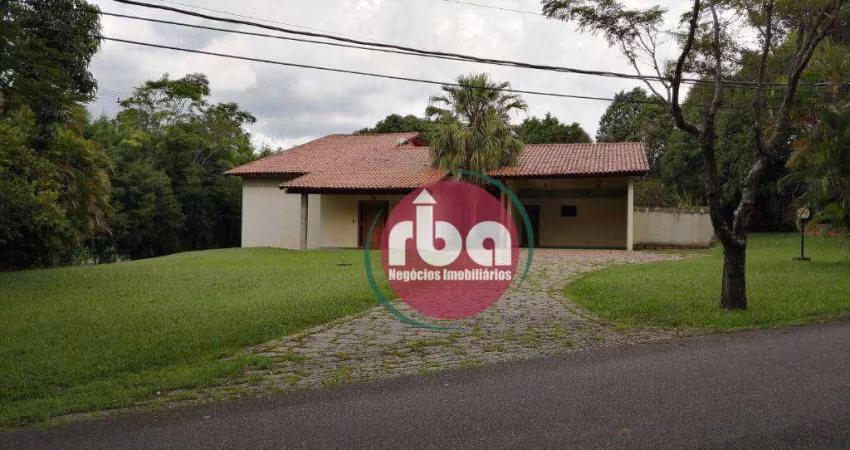 casa térrea com amplo jardim