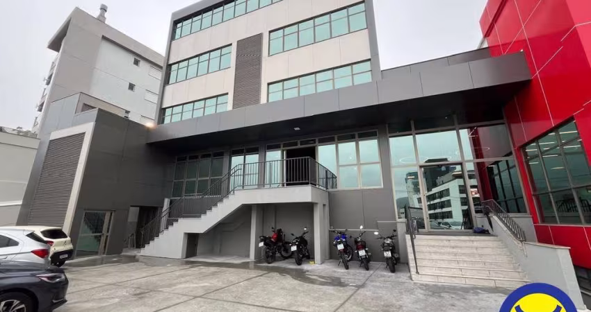 Pavimento Comercial na Trindade