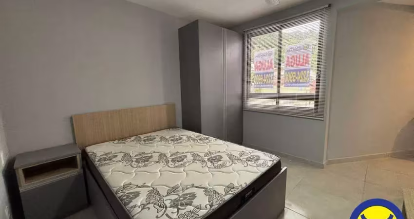 Studio Mobiliado no Centro
