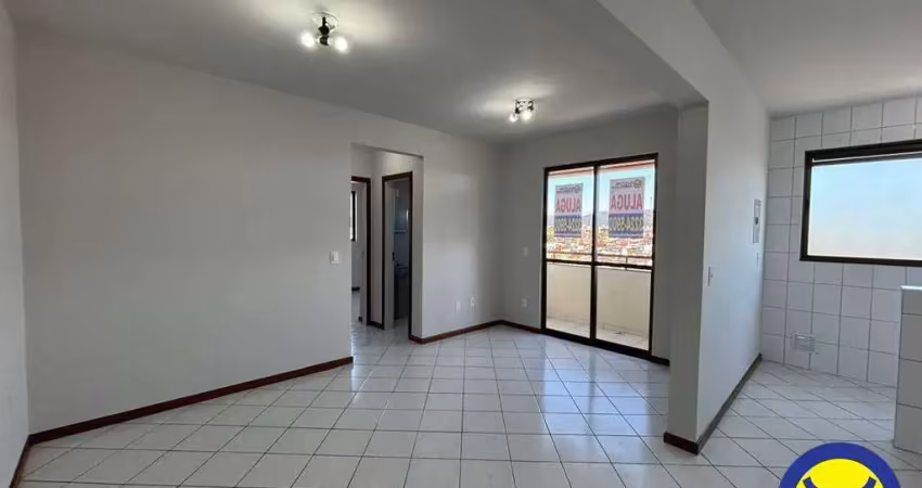 Apartamento com 2 quartos para alugar na Rua Antônio Luiz Medeiros, Barreiros, São José