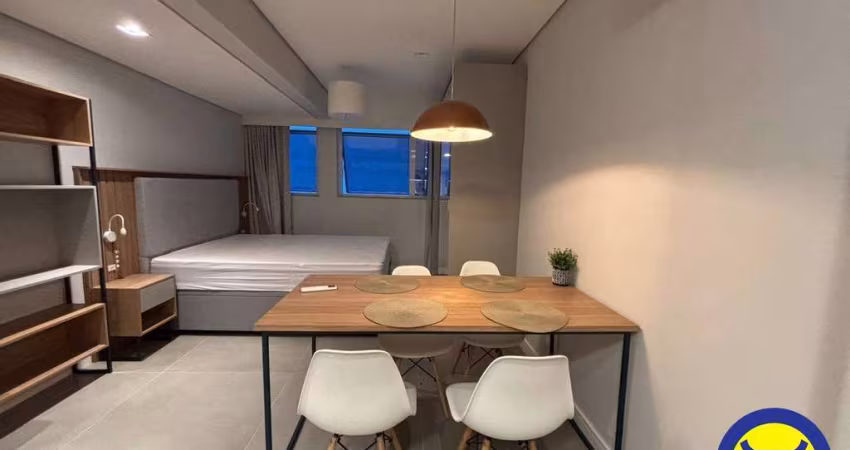 Studio Mobiliado no Centro
