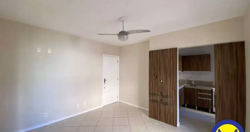 Apartamento com 3 quartos para alugar na Rua Martinho Calado, Centro, Florianópolis