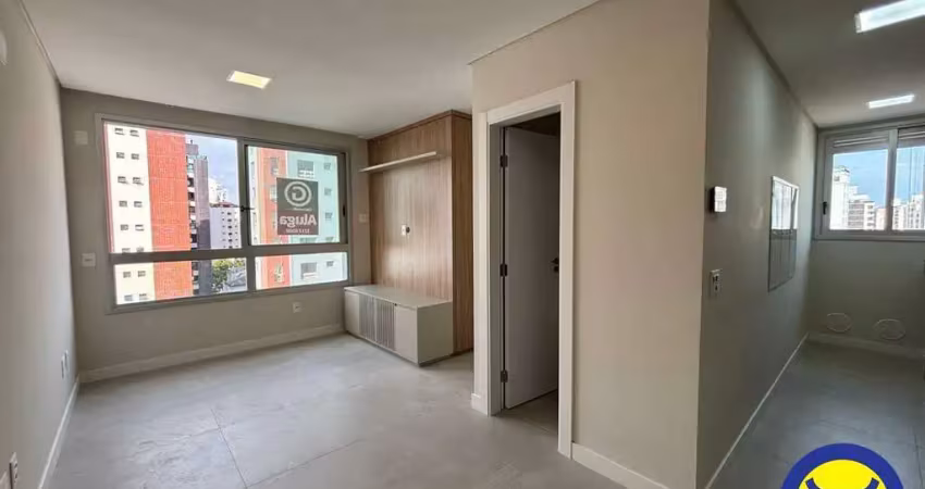 Apartamento com 01 dormitório no Centro