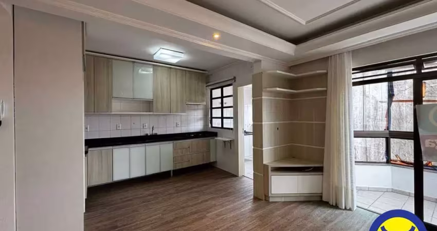 Apartamento com 03 dormitórios em Coqueiros