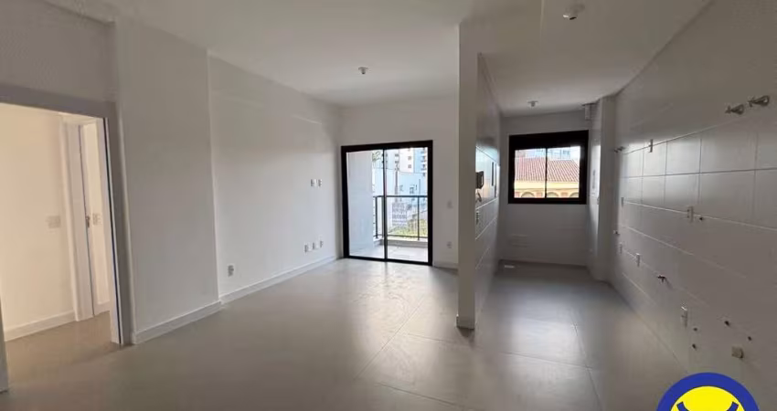 Apartamento com 02 suítes e Vista Mar na Agronômica