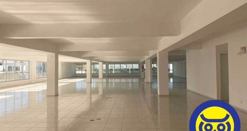 Sala Comercial 475m² na Trindade
