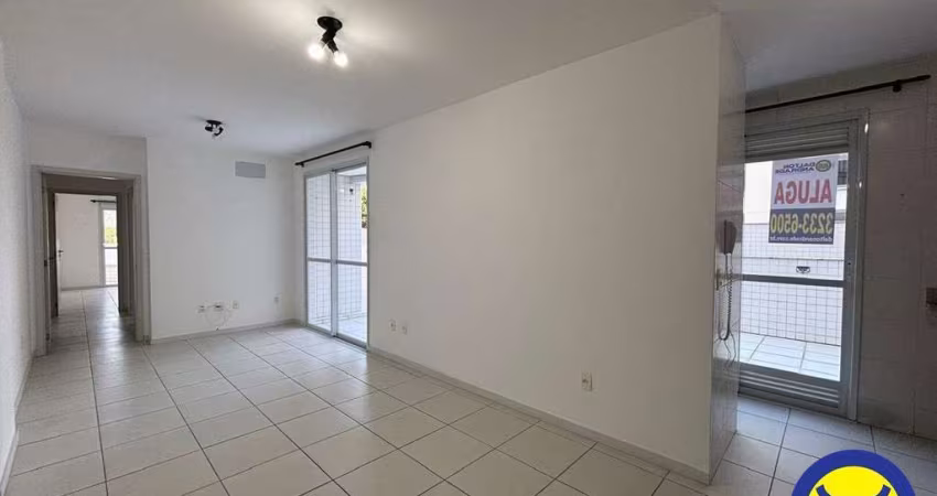 Apartamento com 02 dormitórios na Trindade