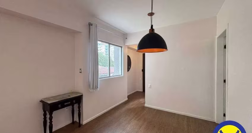 Apartamento com 3 quartos para alugar na Rua Hermann Blumenau, Centro, Florianópolis