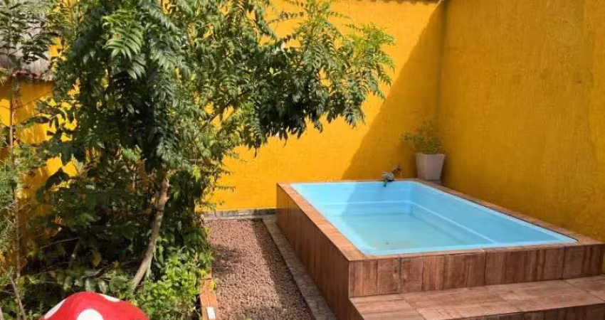 Casa com 2 quartos à venda na Vila Colorado, Suzano 