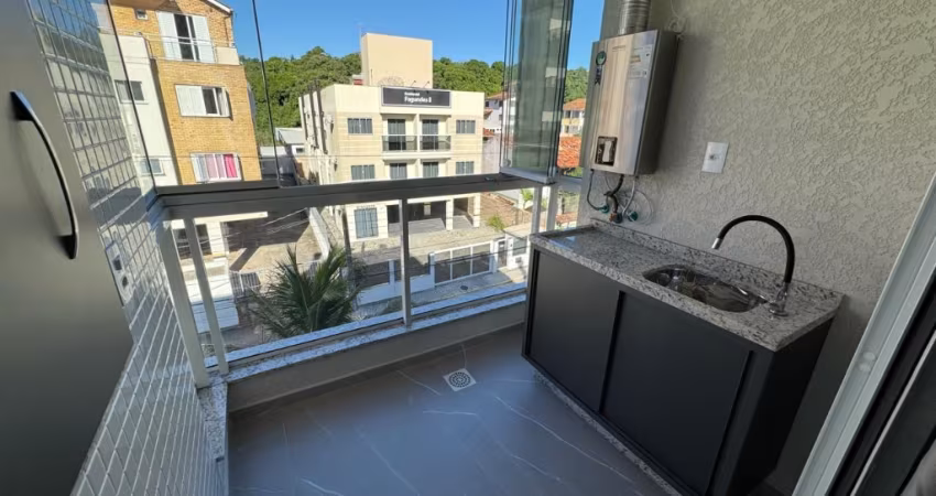 APARTAMENTO MOBILIADO E DECORADO PRAIA DOS INGLESES