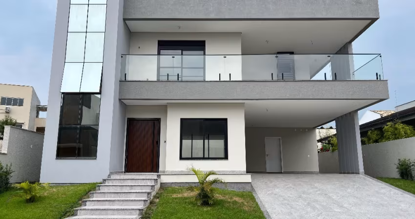 Casa em condomínio fechado praia dos ingleses