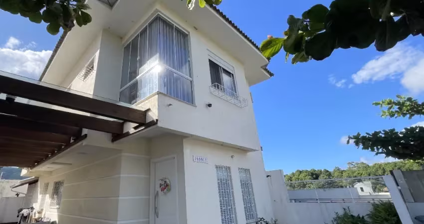 Casa em condomínio fechado com 3 quartos à venda na Rodovia João Gualberto Soares, 4545, São João do Rio Vermelho, Florianópolis