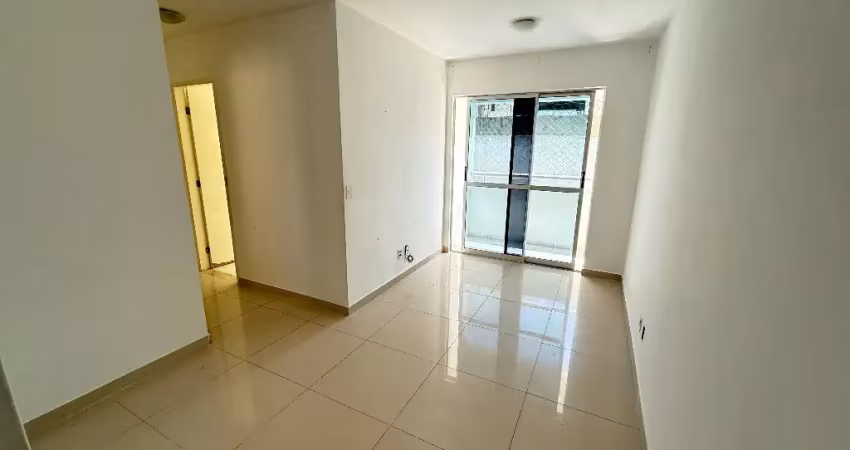 Condominio Jardim Lauro de Freitas - 2/4 com suíte e varanda - 47m² - Porcelanato - Armários -1 vaga