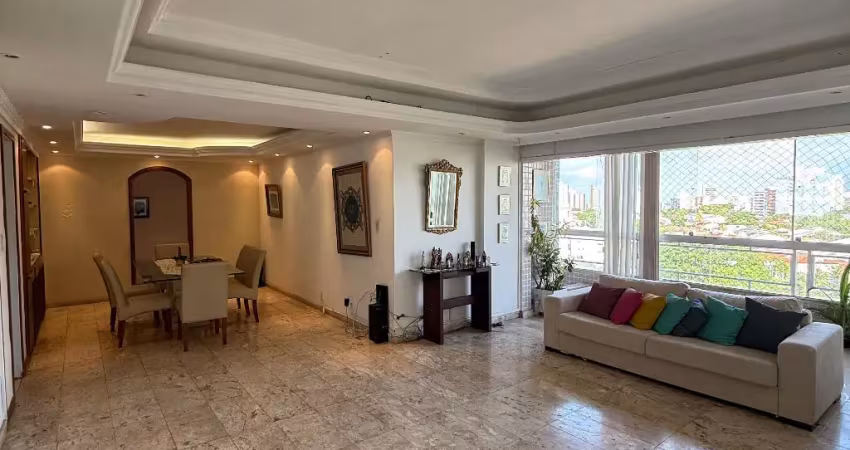 Itaigara - edf primum - 176,56m ² - 4/4 - 2 suítes - despensa - dependência completa - 2 vagas
