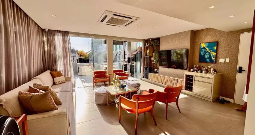 Cobertura à venda no caminho das árvores  - 140 m² - 2/4 - 1 suíte - piscina privativa - churrasqueira - 2 vagas