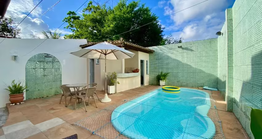 Casa duplex de alto padrão à venda | 3 suítes - 240 m² - closet - banheira e varanda privativa