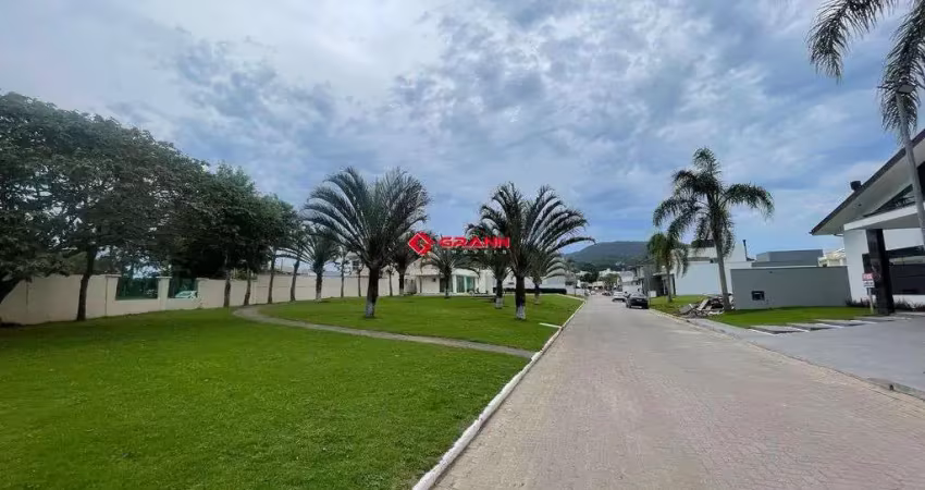 Terreno à venda no Ingleses do Rio Vermelho, Florianópolis 