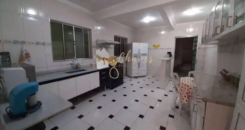 Casa a venda em jardim flor de maio com 4 dormitorios