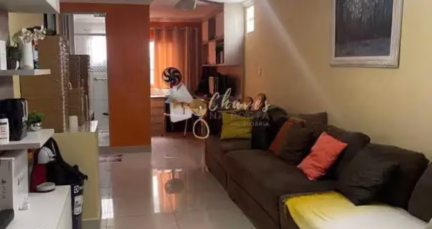 Casa com 3 quartos à venda na Rua Vereadora Geny da Silva, Parque Pinheiros, Taboão da Serra