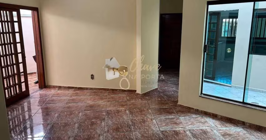 Casa térrea à venda em Sorocaba com 3 Dormitórios