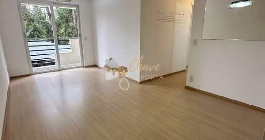 Apartamento amplo à venda no Jardim Marajoara com 2 Dormitórios