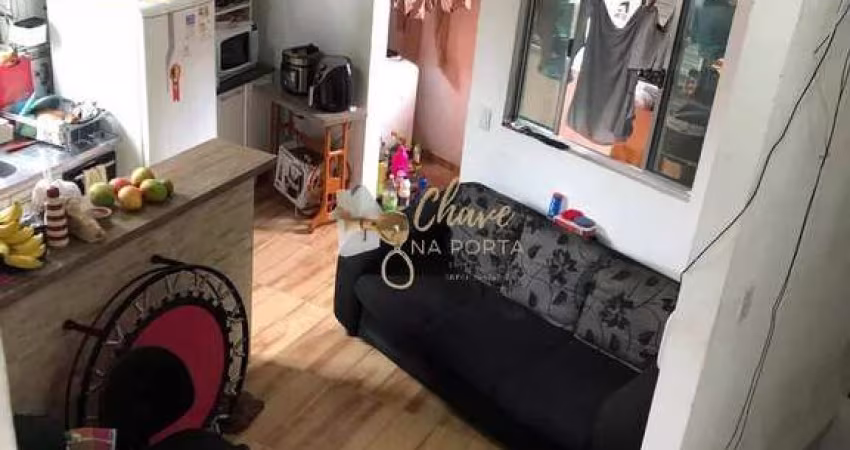 Casa com salão comercial à venda no Campo Limpo com 2 Dormitórios