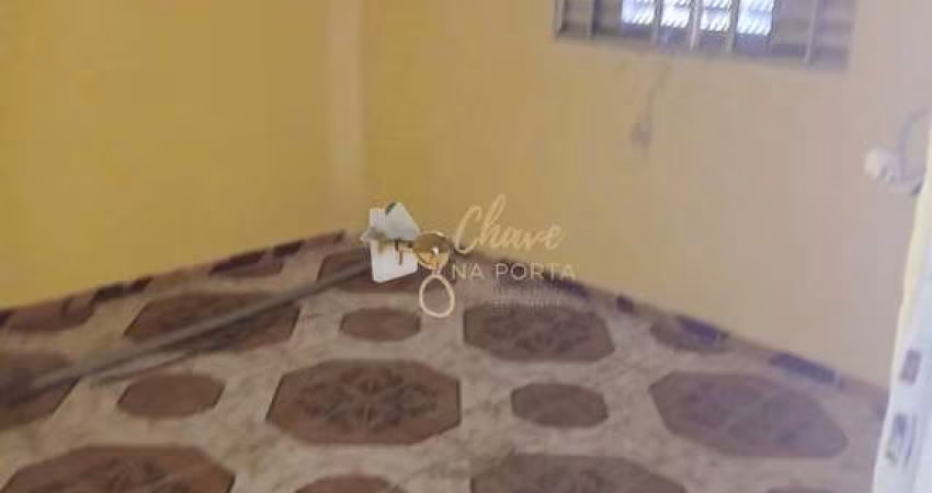 Casa à venda no Jardim Turquesa com 2 Dormitórios