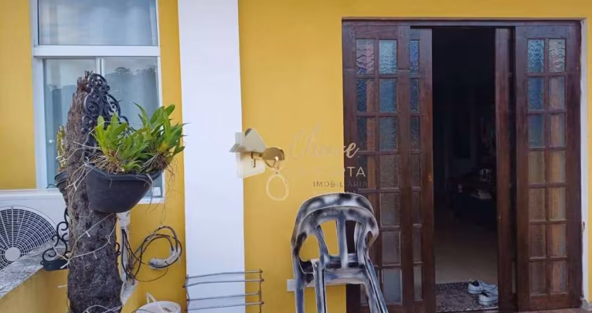 Conjunto de casas à venda no Embu das Artes