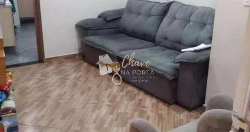 Sobrado à venda em Embu das Artes com 2 Dormitórios