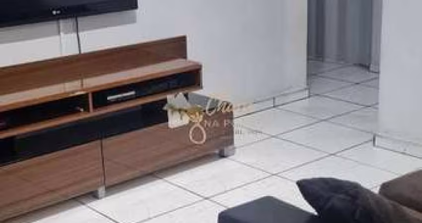 Casa ampla à venda na Vila Industrial com 2 Dormitórios